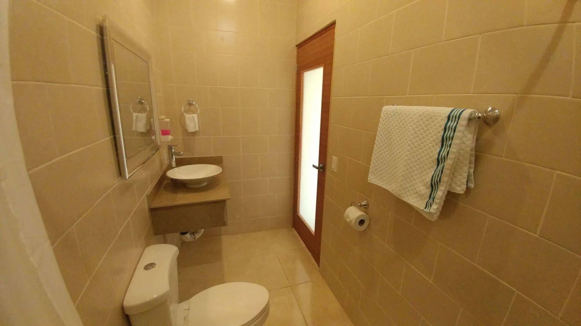 Hotel El Internacional Granada Luaran gambar